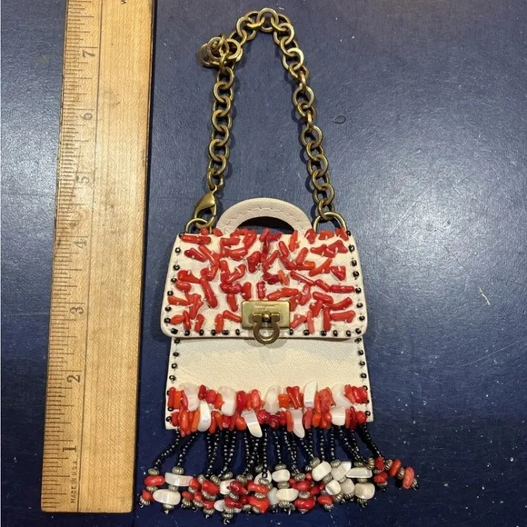 SALVATORE FERRAGAMO Vintage Coral Bead & White Leather Coin Purse +Chain RARE - Picture 10 of 13